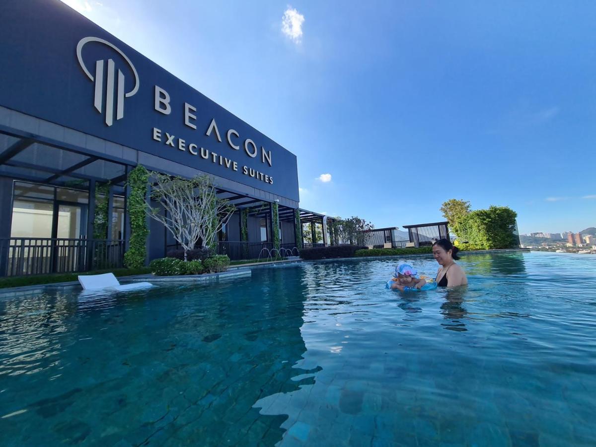 Beacon Executive Suite - Skypool Penang View Джорджтаун Экстерьер фото